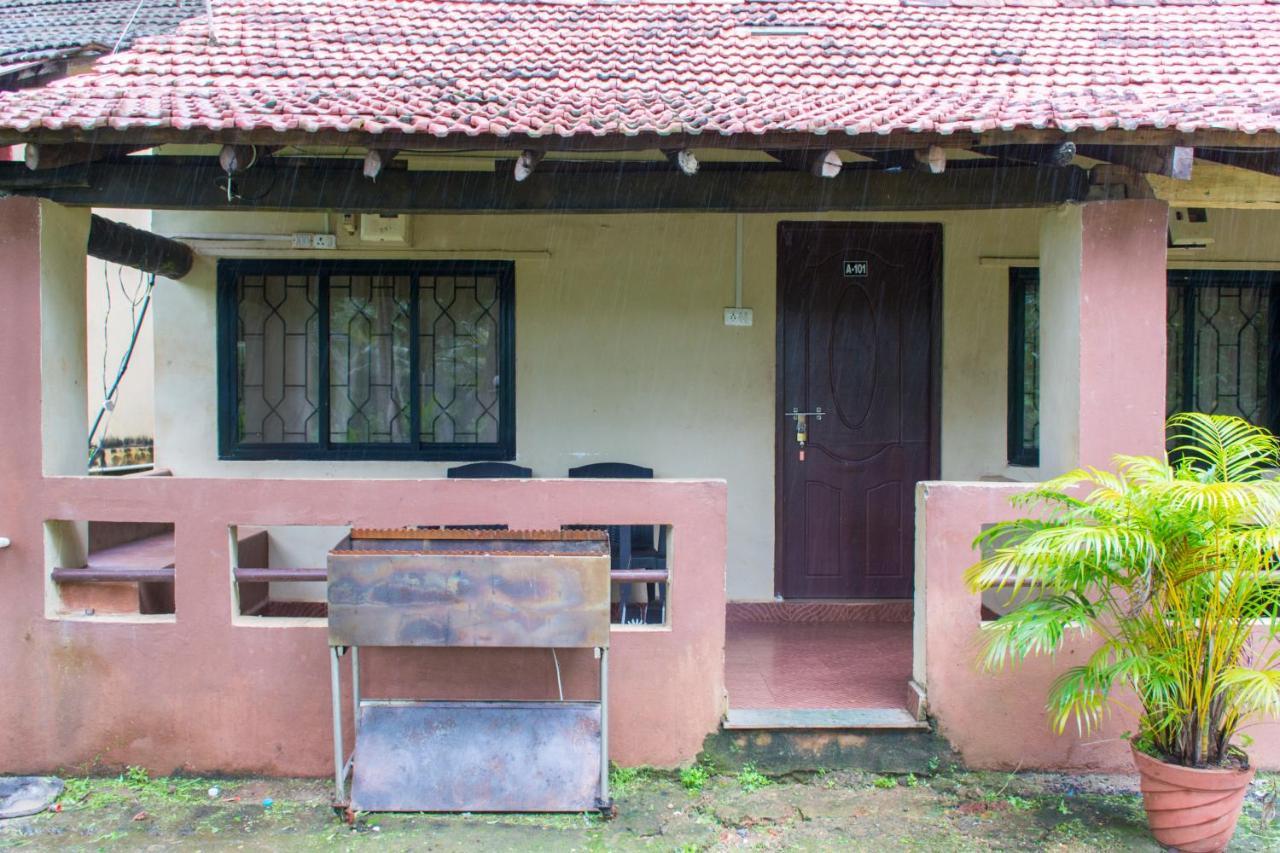 Raikar Guest House ボグマロ エクステリア 写真